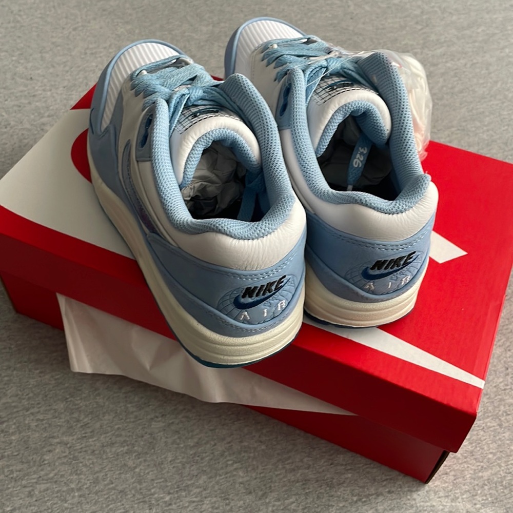 Air max 1 “BLUEPRINT” - used - comes with box - - Picture 2 of 6